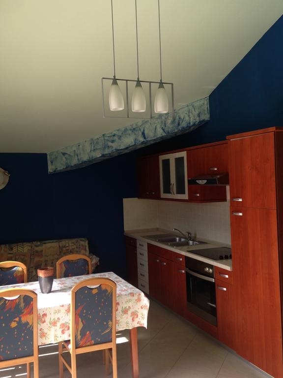 Apartments Villa Kristina Pula Cameră foto