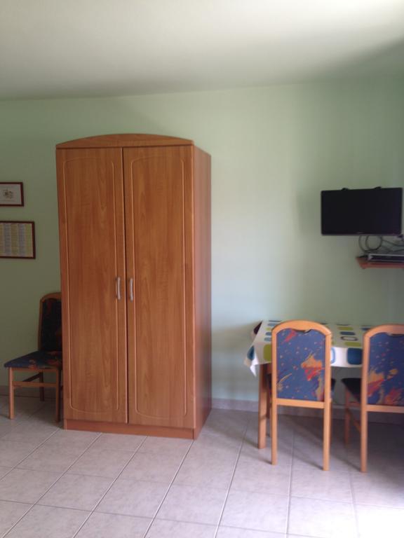 Apartments Villa Kristina Pula Cameră foto